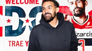 九游娱乐APP-弃子特雷杨！终结的小后卫时代？